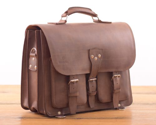 Elegancka skórzana teczka z miejscem na laptopa, torba BarellyBags model Winnetou M, Brąz Barka